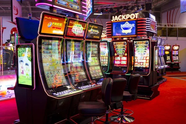atom55 Fishing War Arcade